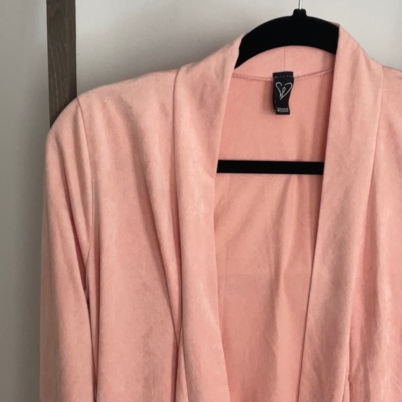 Cardigan - Picture 2 of 2